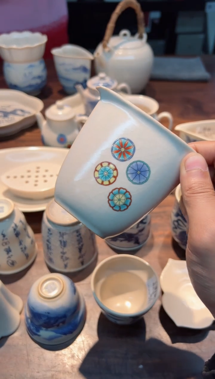 【闪购商品】霖松堂 皮球花·心型公杯
