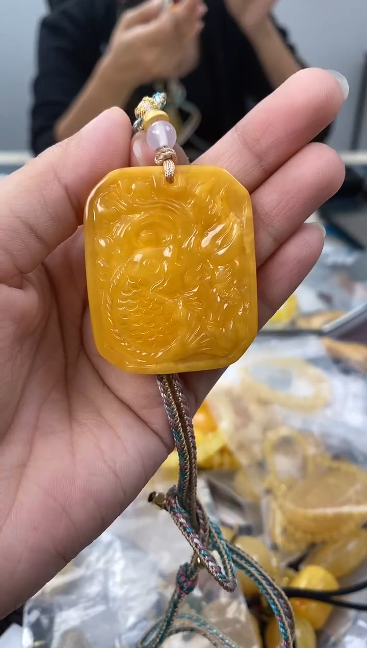 【闪购商品】琥珀裸石未镶嵌 天然琥珀蜜蜡