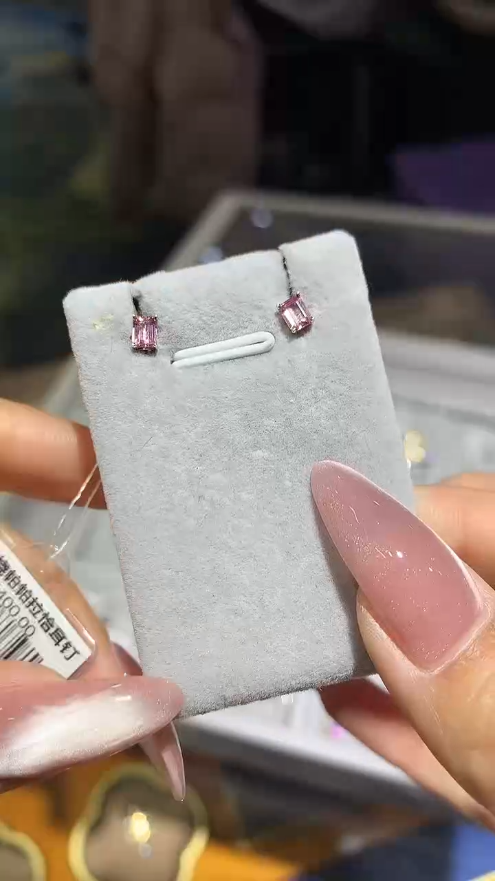 【闪购商品】蓝宝石耳饰18K金镶嵌帕帕拉恰耳饰