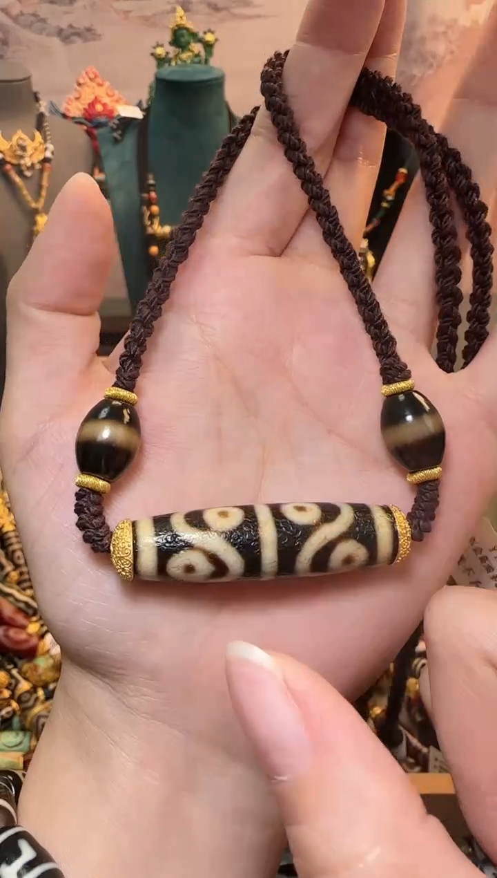 【闪购商品】玛瑙吊坠18K金镶嵌吊坠