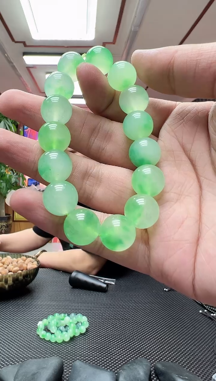 【闪购商品】翡翠手链未镶嵌手链