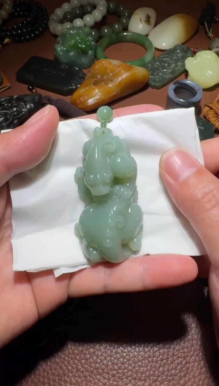 未镶嵌和田玉挂件和田玉