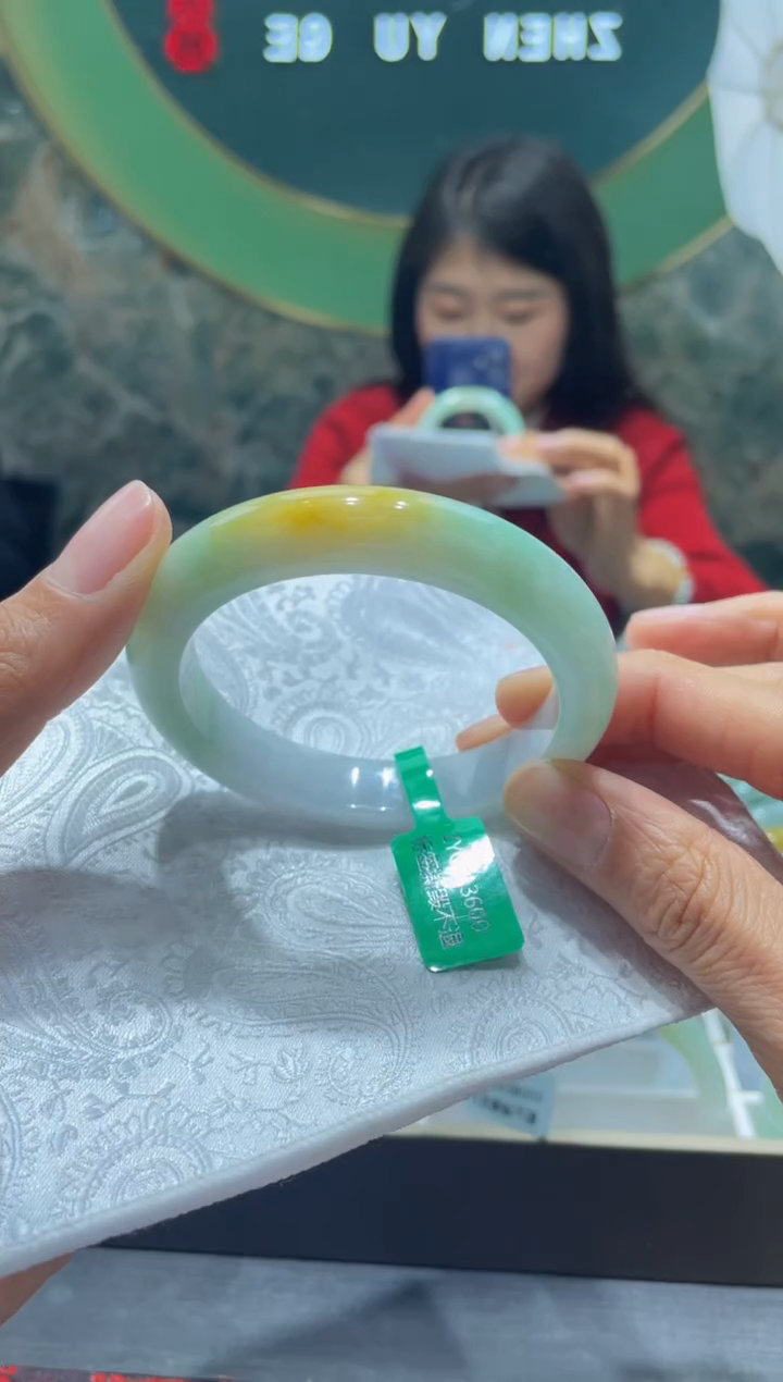 【闪购商品】翡翠手镯未镶嵌7815*****