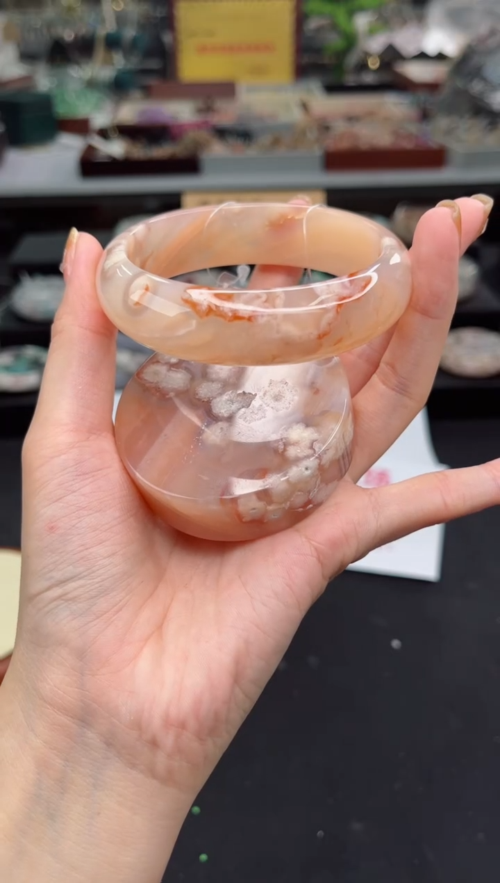 【闪购商品】石英质玉手镯未镶嵌63圈口（赠品镯心）S9362