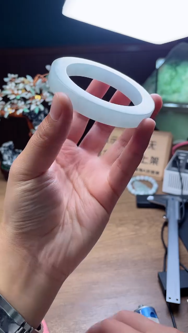 【闪购商品】定制翡翠手镯未镶嵌定制