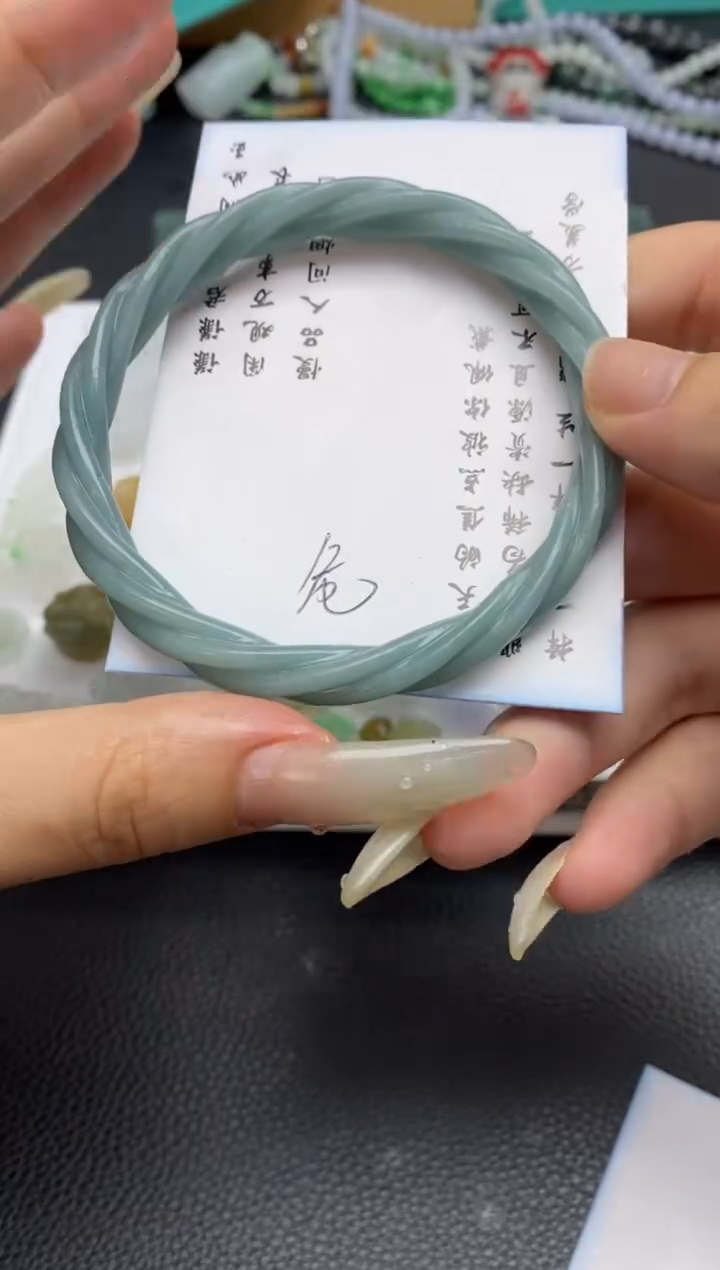未镶嵌定制翡翠翡翠毛货~59圈口~
