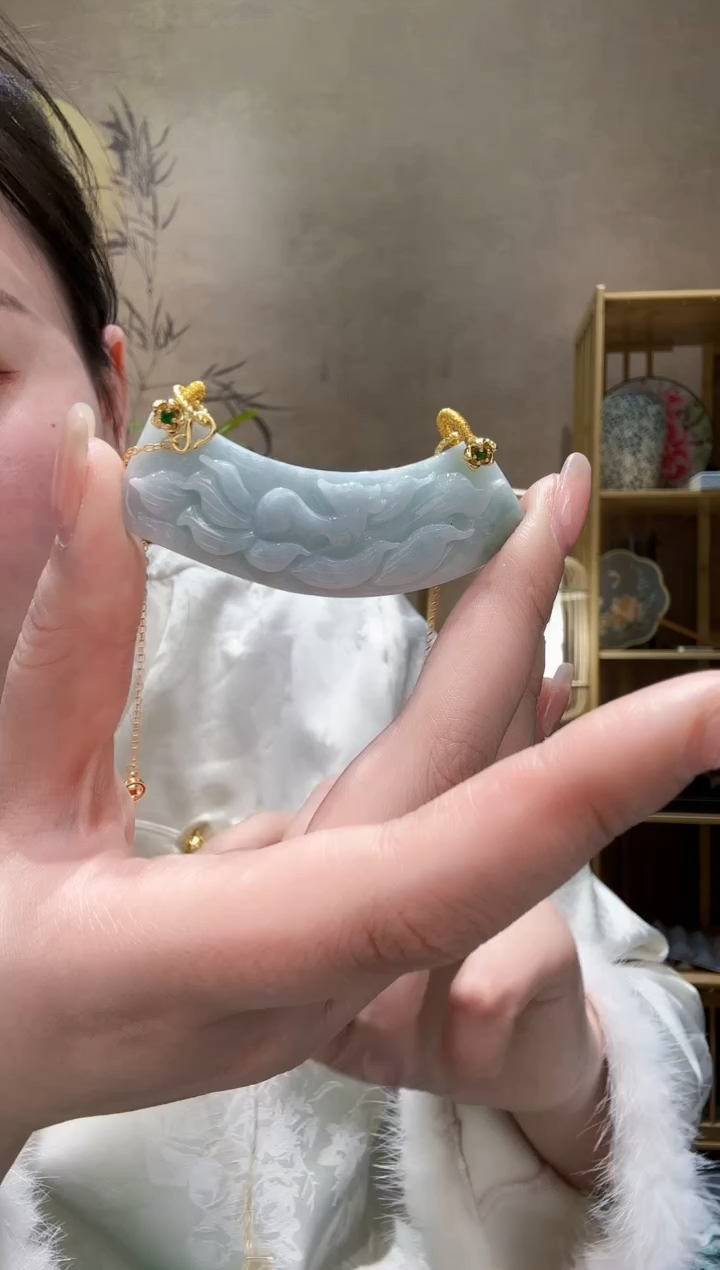 【闪购商品】翡翠颈饰未镶嵌吊坠