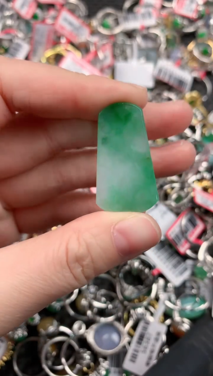 未镶嵌戒指翡翠11                 2