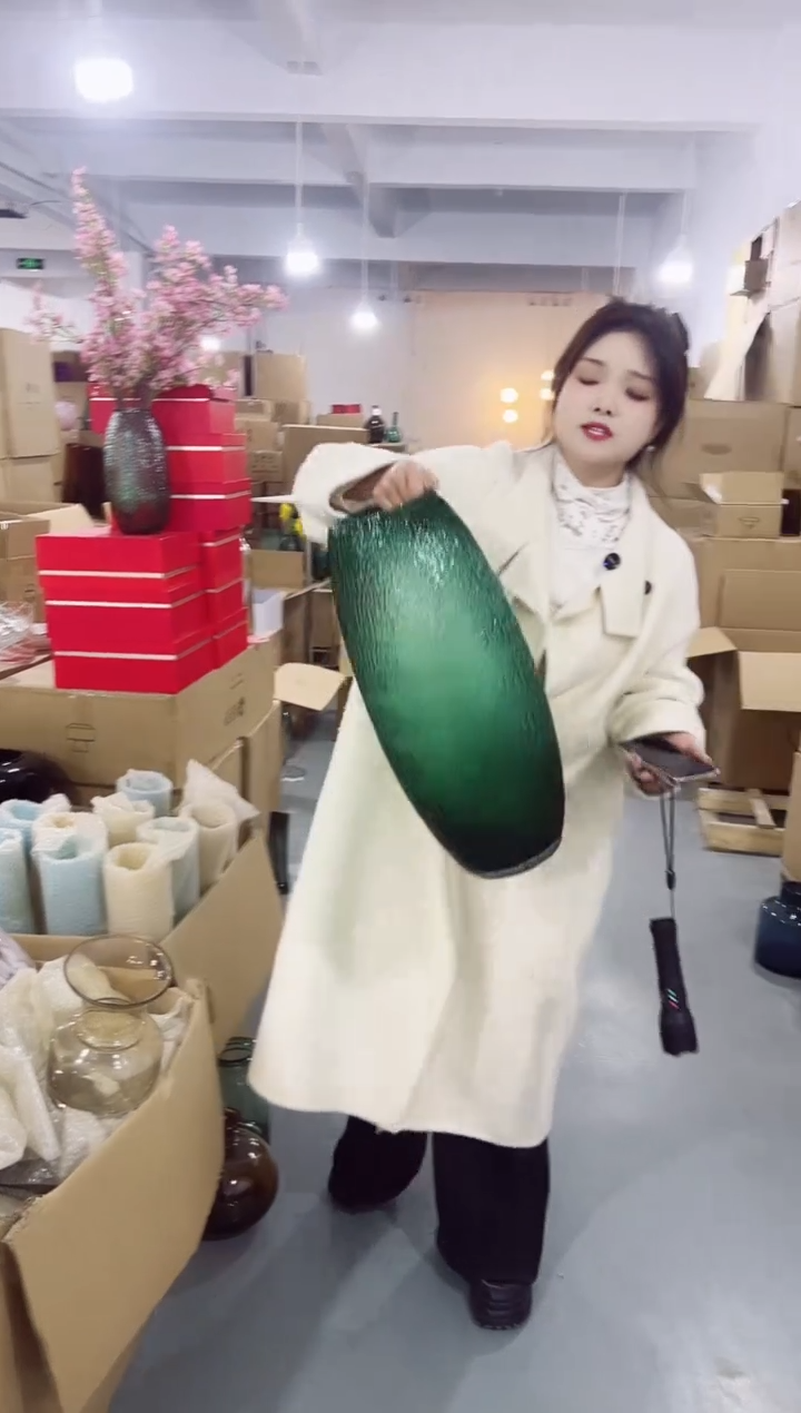 【闪购商品】无铅玻璃萌萌花瓶厂微瑕-Q1XU