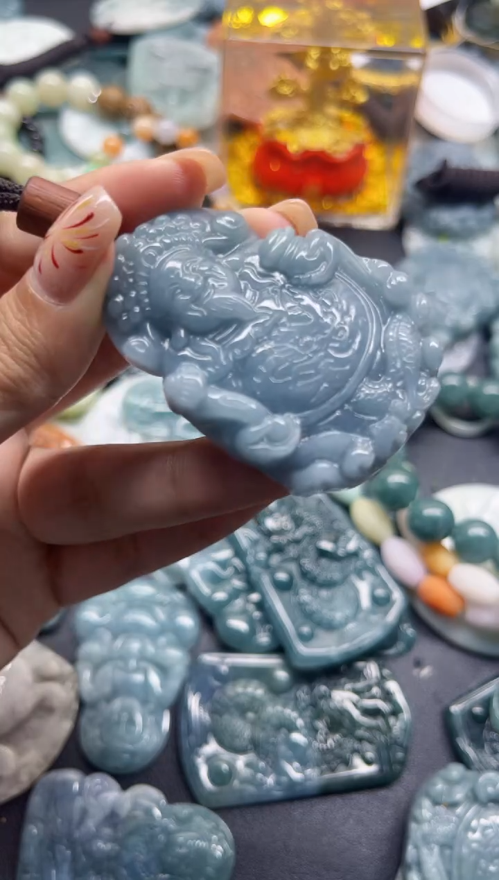 【闪购商品】翡翠颈饰未镶嵌翡翠