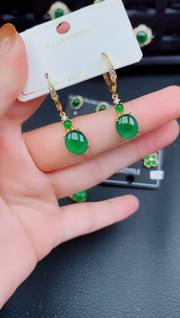 【闪购商品】翡翠耳饰银S925镶嵌天然a货翡翠312