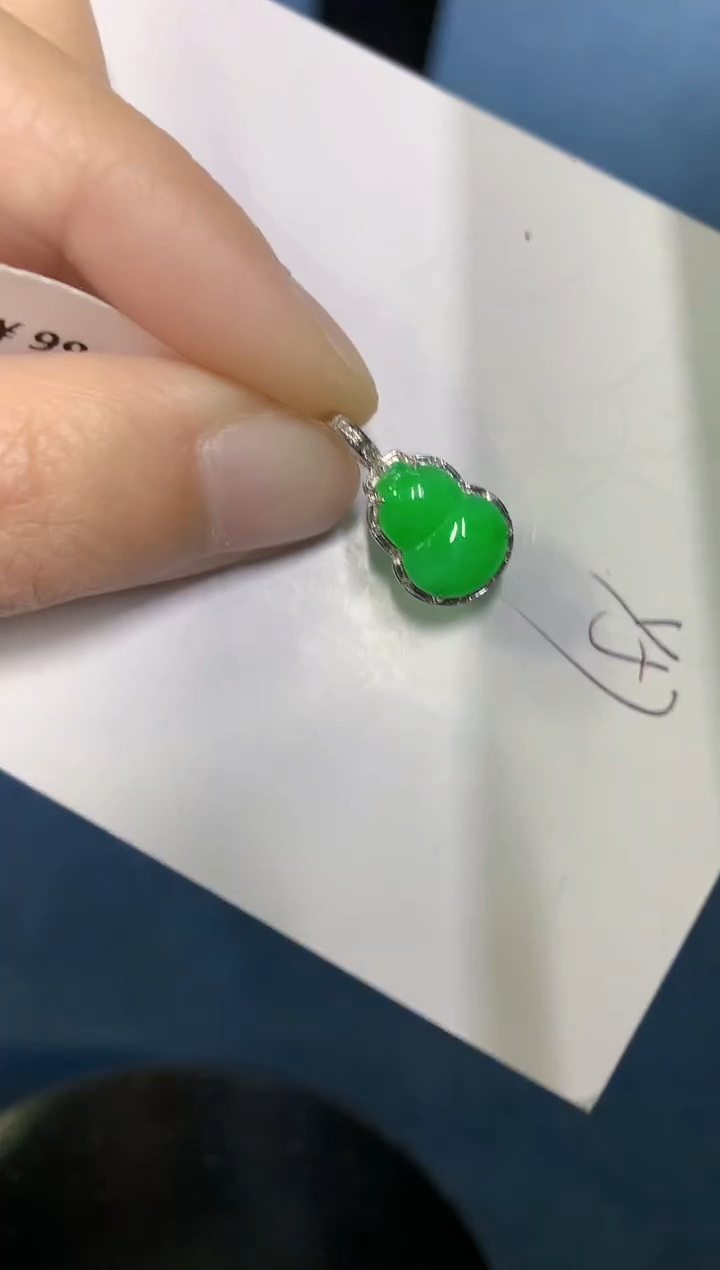 【闪购商品】翡翠颈饰18K金镶嵌000000000