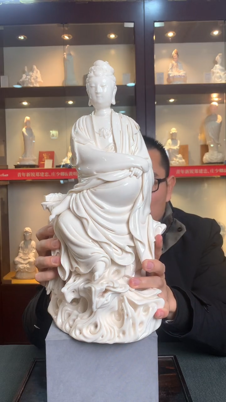 【闪购商品】摆件德化白瓷 坐岩观音