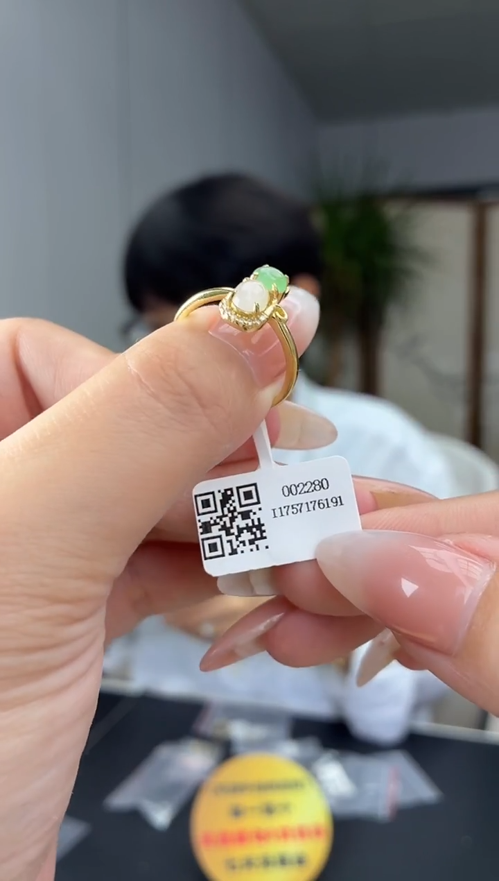 颈饰银S925镶嵌翡翠11111111111