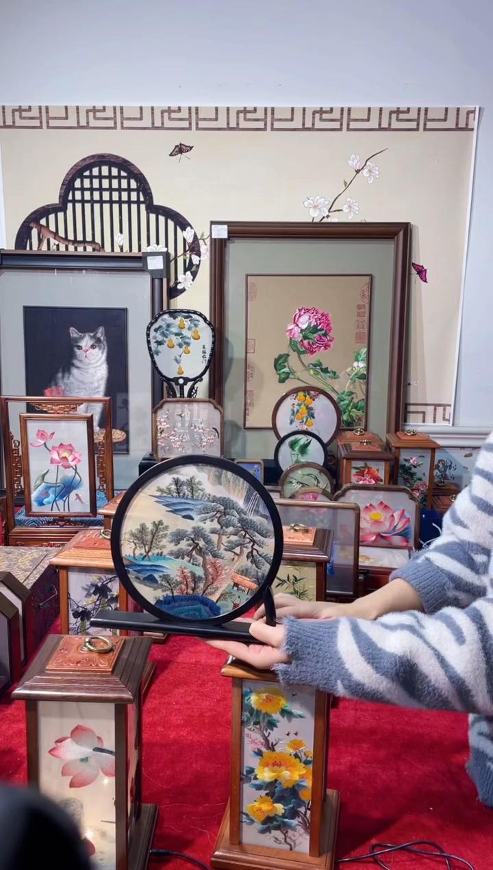 织绣精品苏绣手工刺绣，成品摆件67