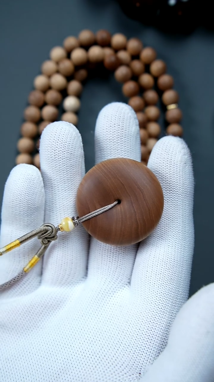 檀香木无事牌5**2印度迈索尔黑肉老山檀供奉老料黑肉等级孤品特价