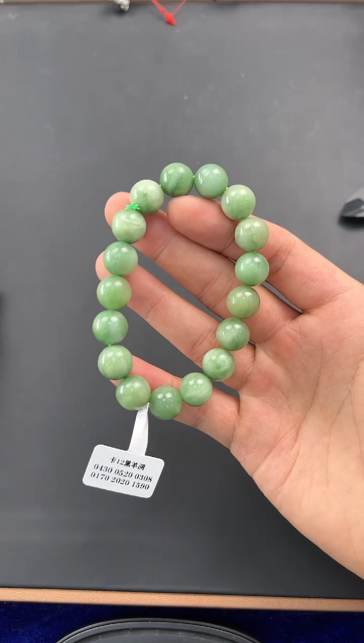 未镶嵌手串和田玉且末黑羊洞碧玉手串卡12微色差