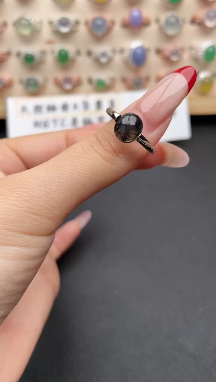 【闪购商品】翡翠戒指银S925镶嵌一物一证一礼盒