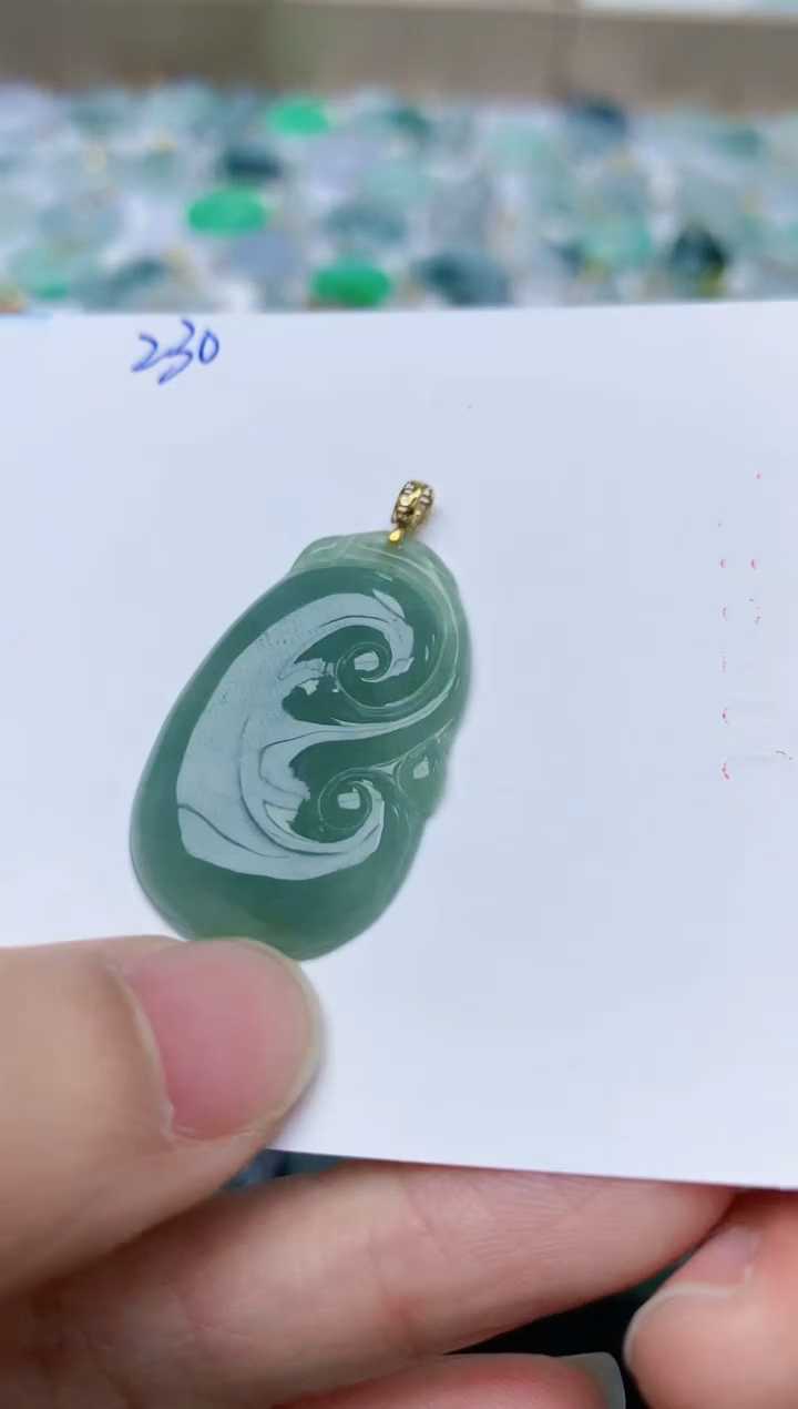 【闪购商品】翡翠颈饰18K金镶嵌天然翡翠A货    230