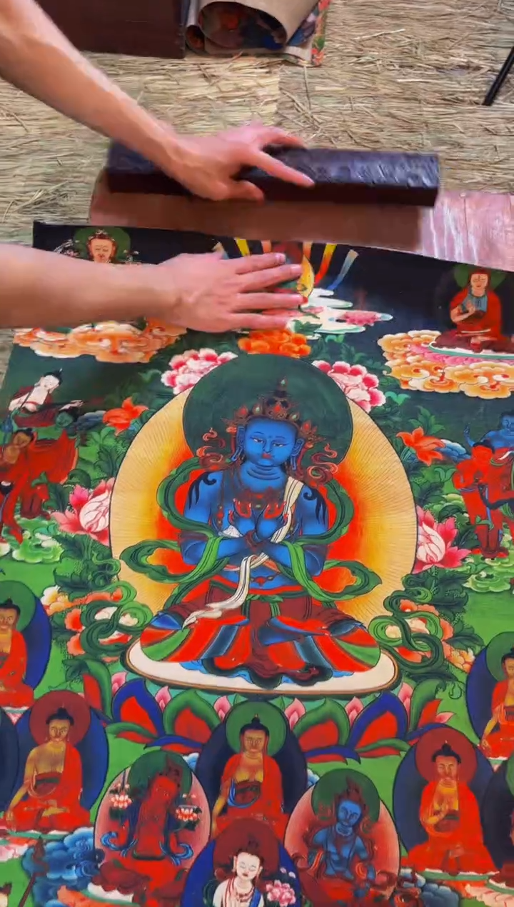 装裱画精品手绘唐卡链接--A017