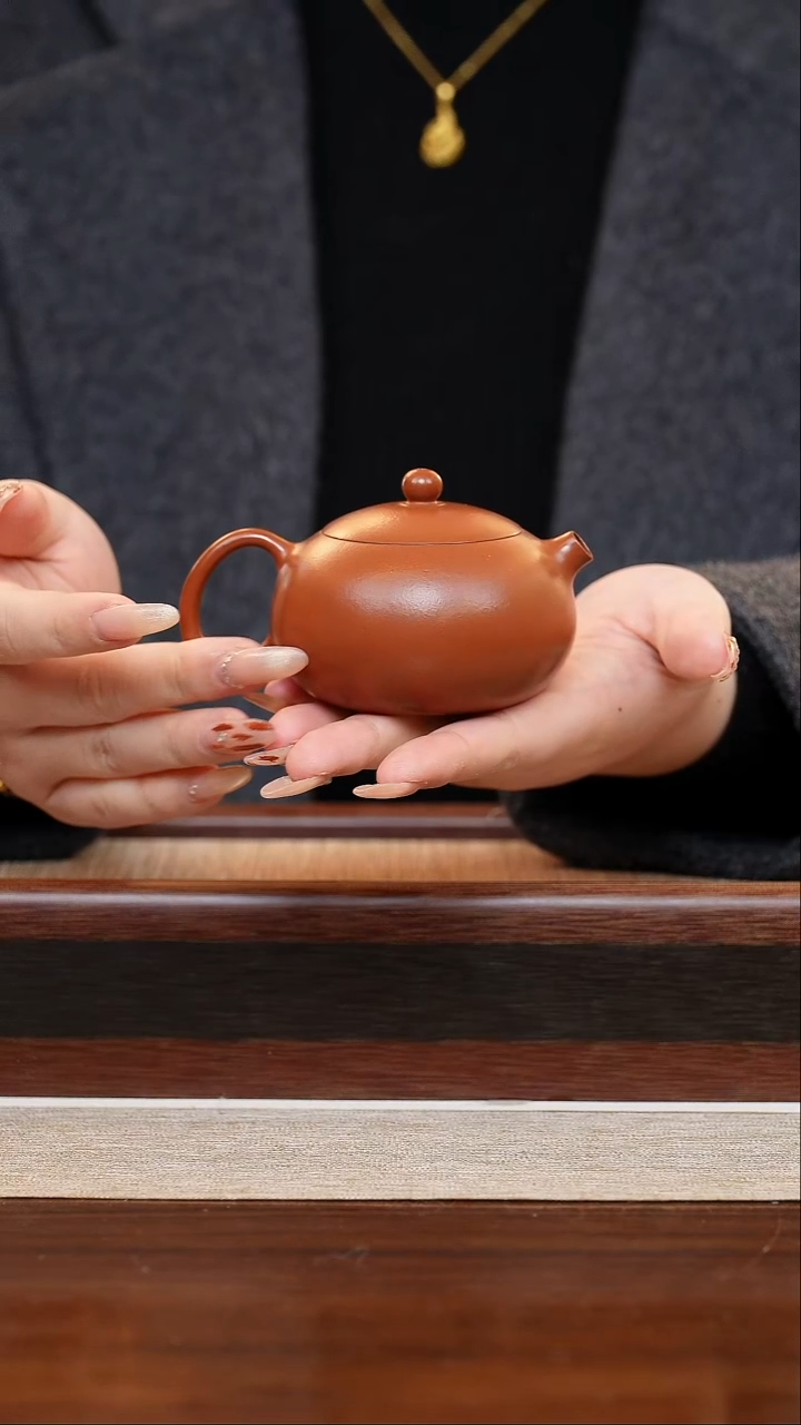 朱泥河豚西施110cc宜兴手工紫砂壶