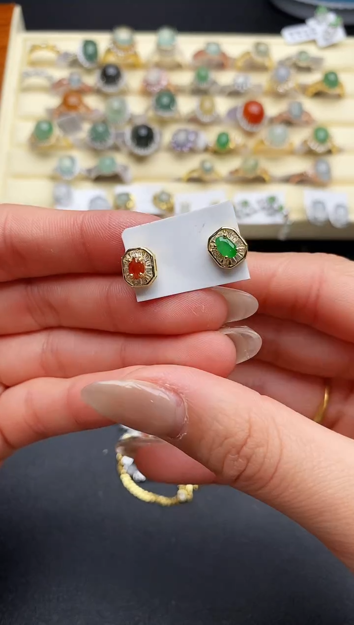 【闪购商品】翡翠戒指银S925镶嵌8888888+4