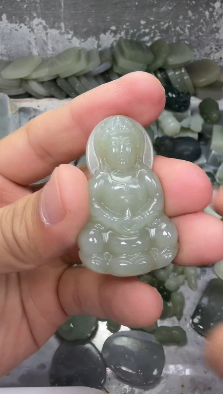 颈饰未镶嵌和田玉观音