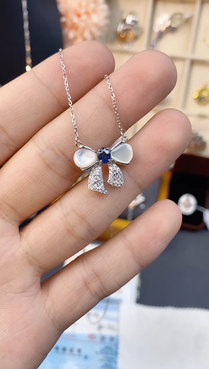 【闪购商品】蓝宝石吊坠银S925镶嵌带证书