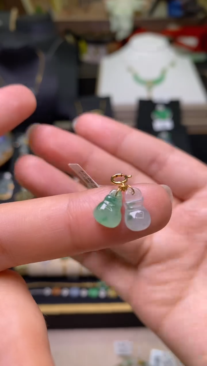 【闪购商品】翡翠颈饰18K金镶嵌净货19796