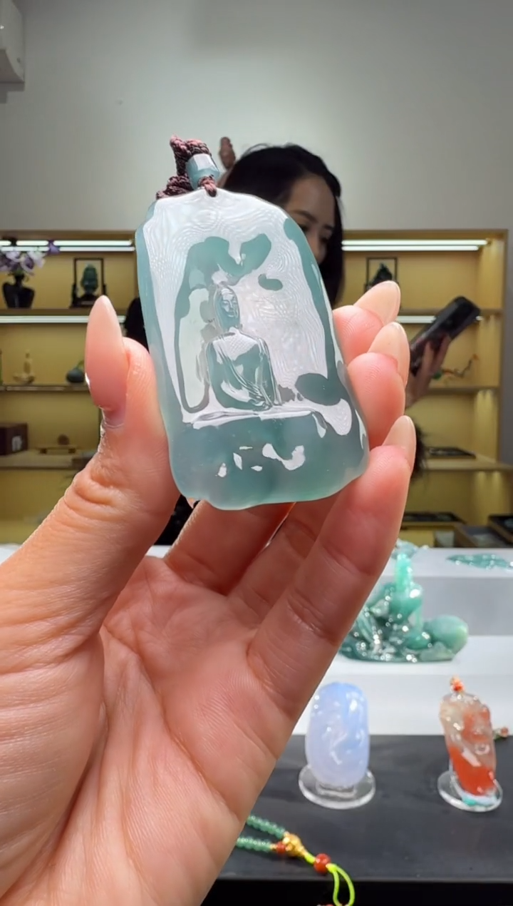 吊坠(不含链)未镶嵌翡翠观音