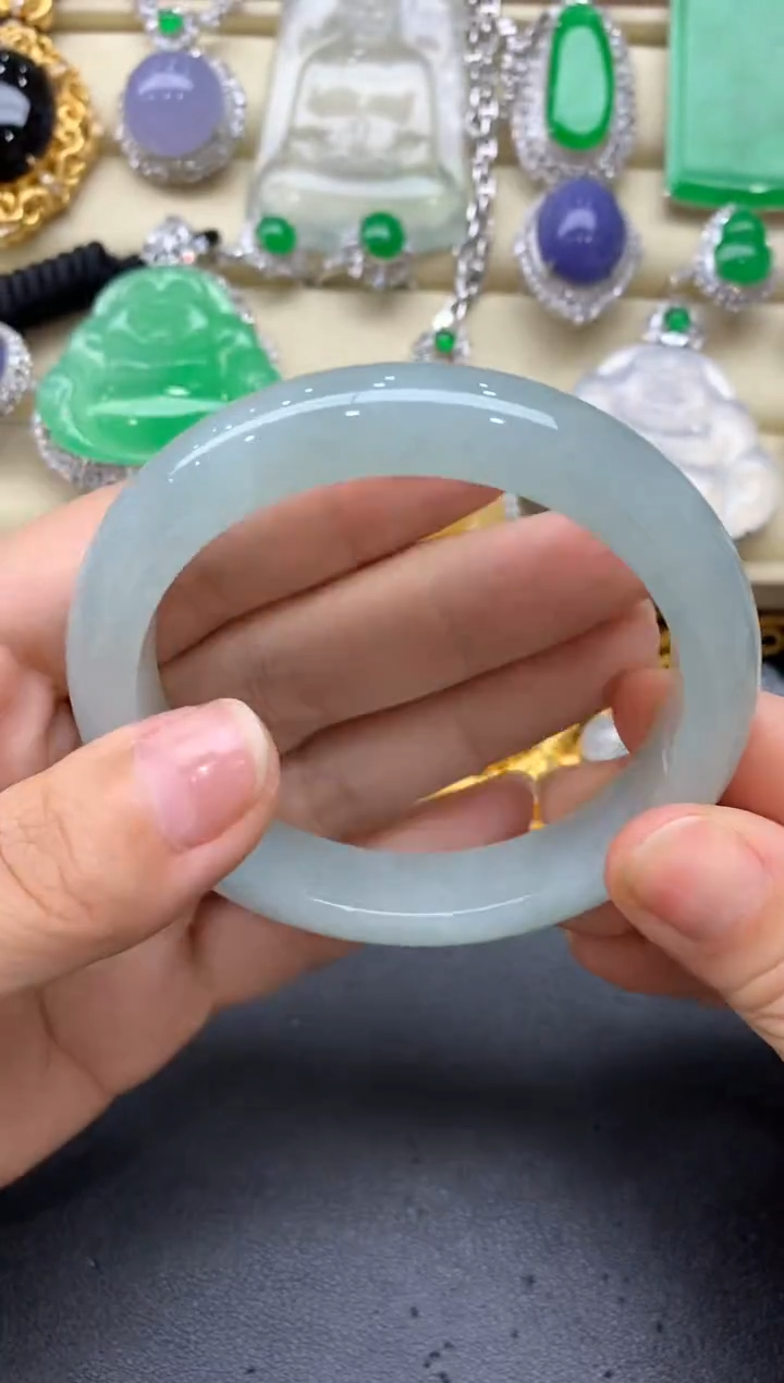 翡翠手镯未镶嵌441-中国好珍宝