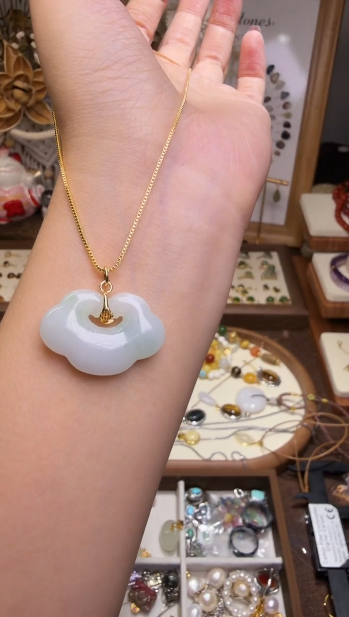 水晶摆件未镶嵌锁