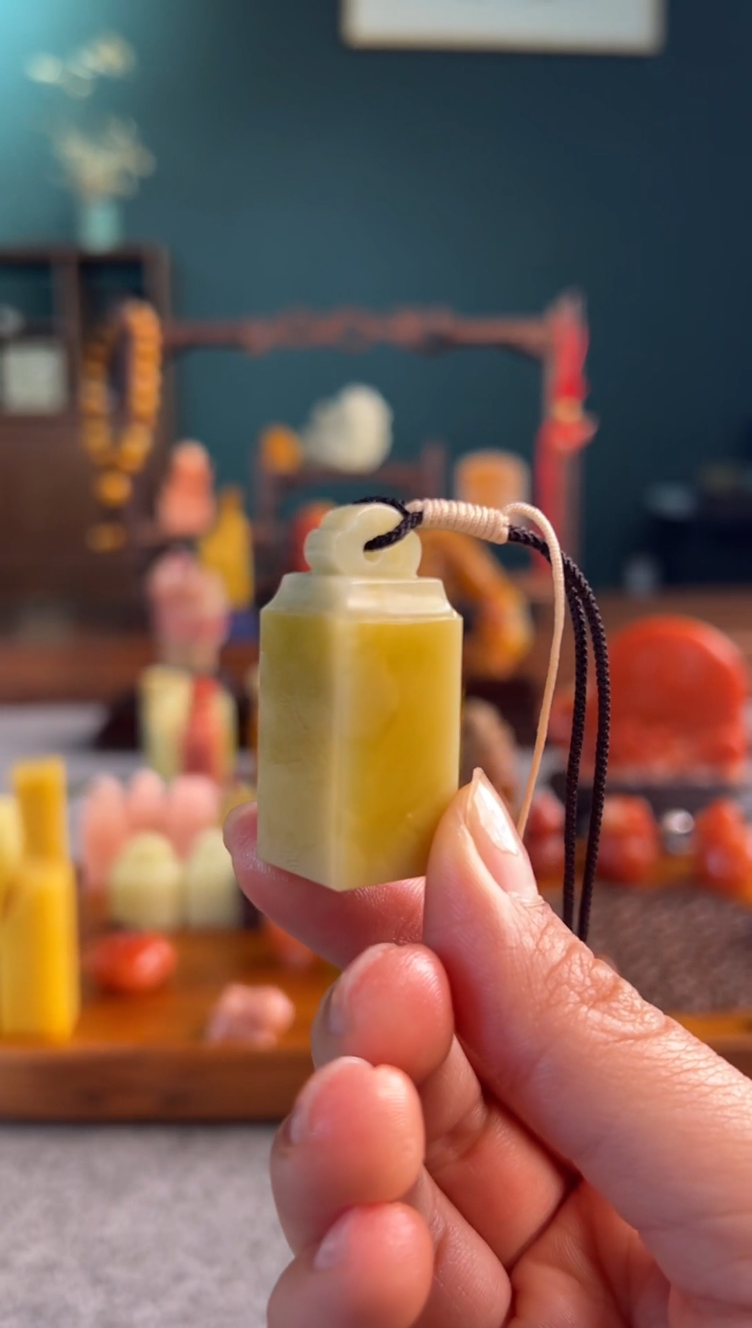 【闪购商品】青田石菜花黄如意钮章1.6*1.6*3.9