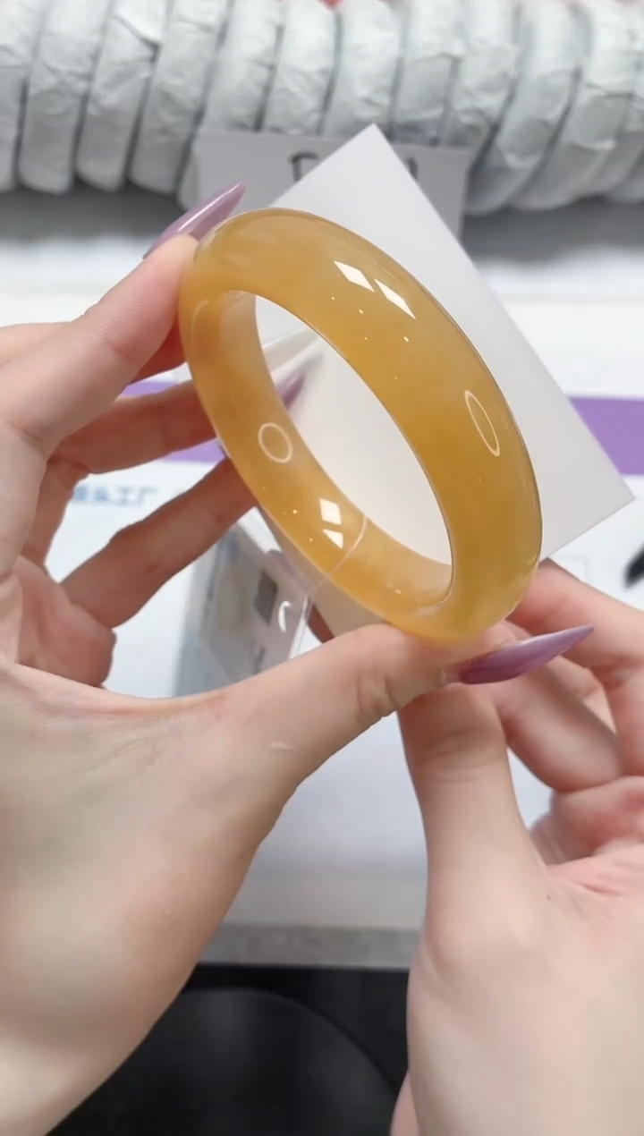 石英质玉手镯未镶嵌259-黄龙56.2