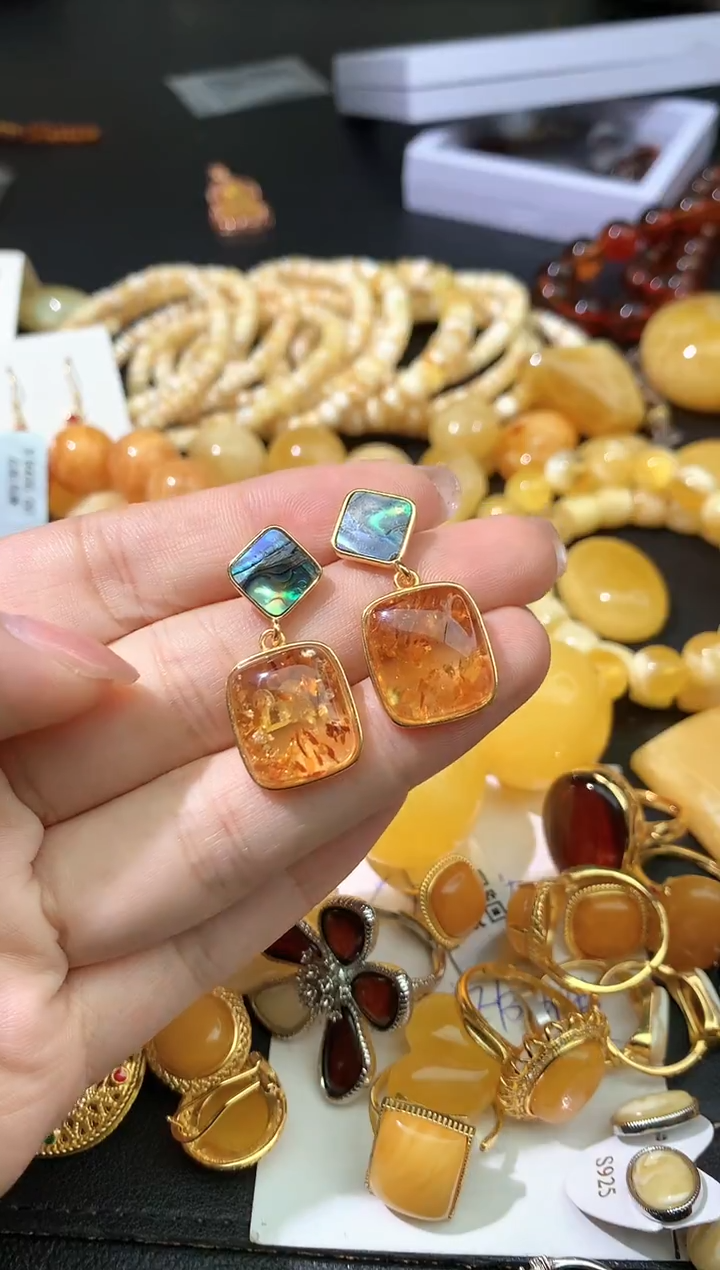 琥珀未镶嵌耳饰耳坠