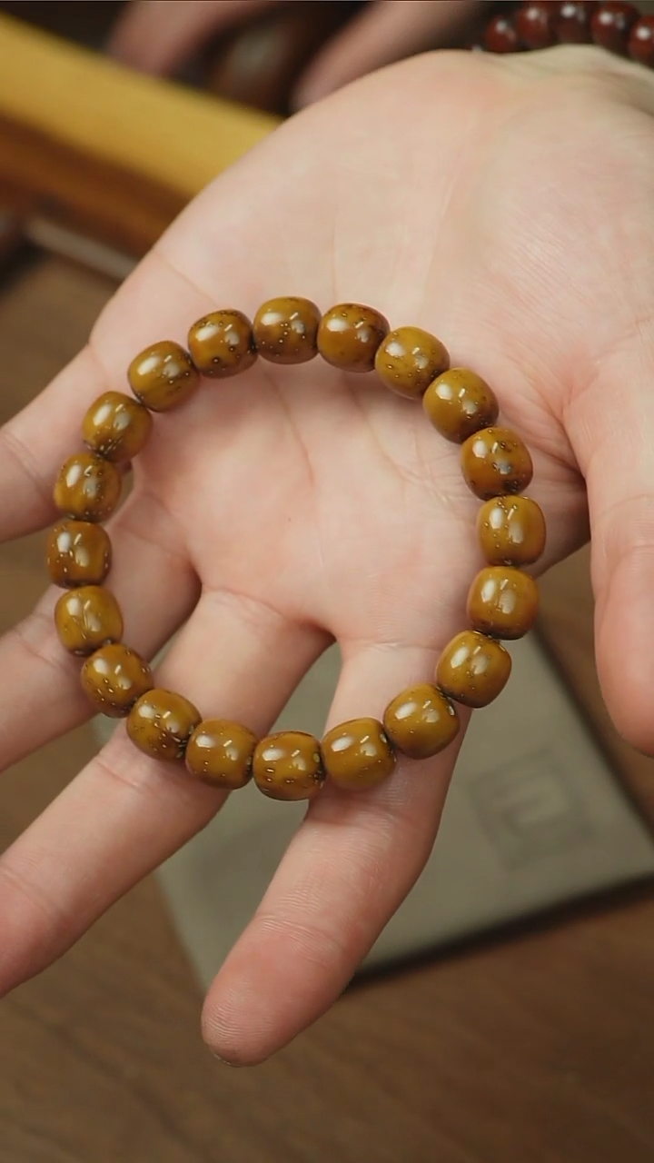 【闪购商品】紫金鼠手串咖黄皮油核实心老型11+