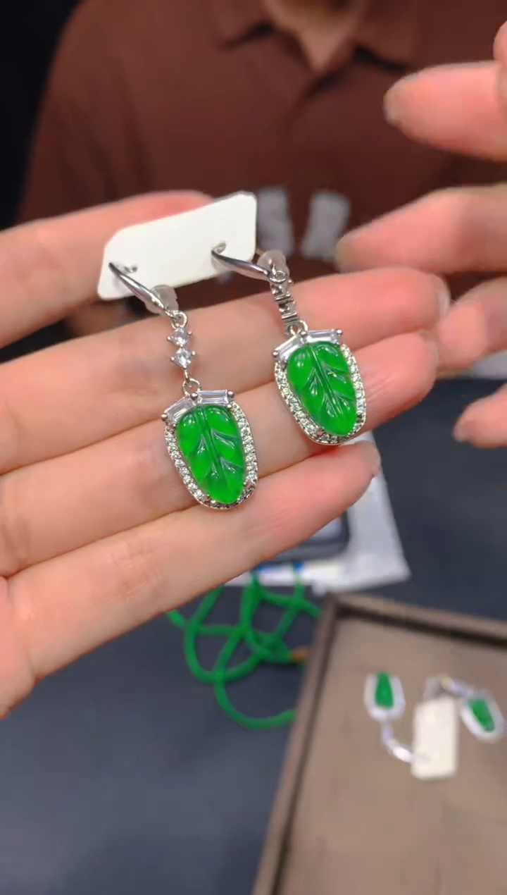 【闪购商品】定制翡翠未镶嵌180多样性发货（发其一）