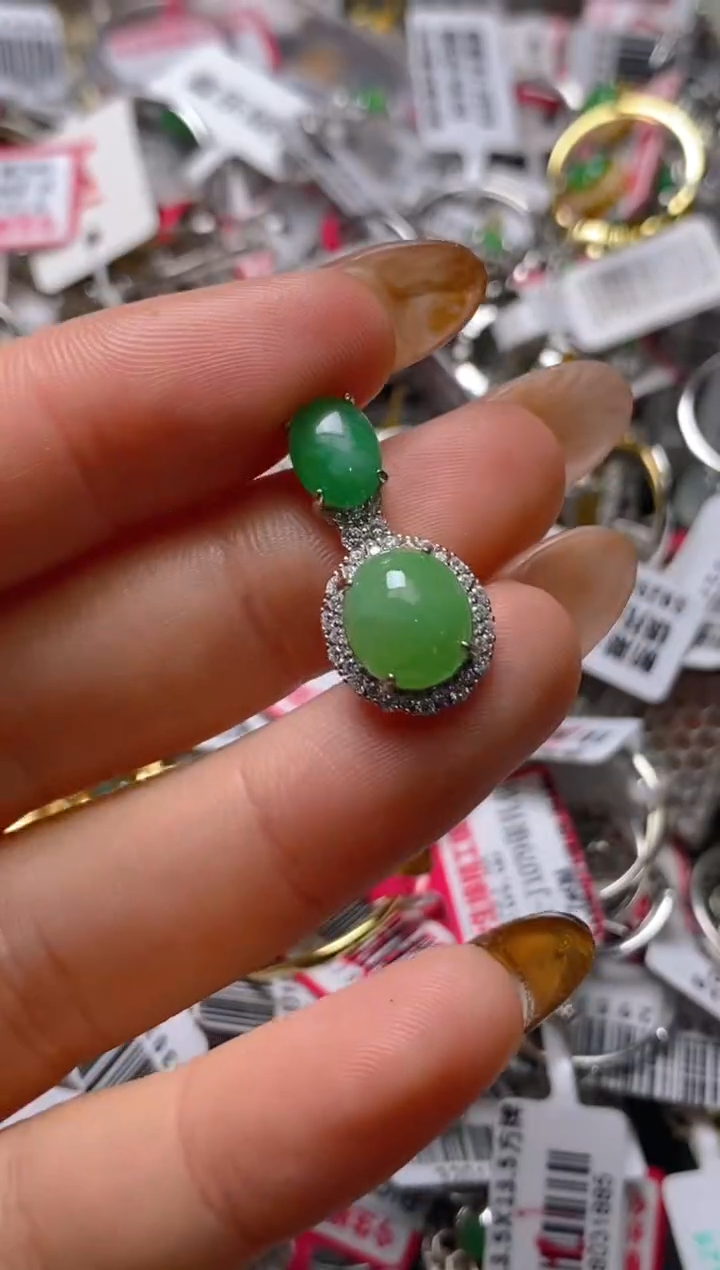 银S925镶嵌戒指翡翠百内无证书