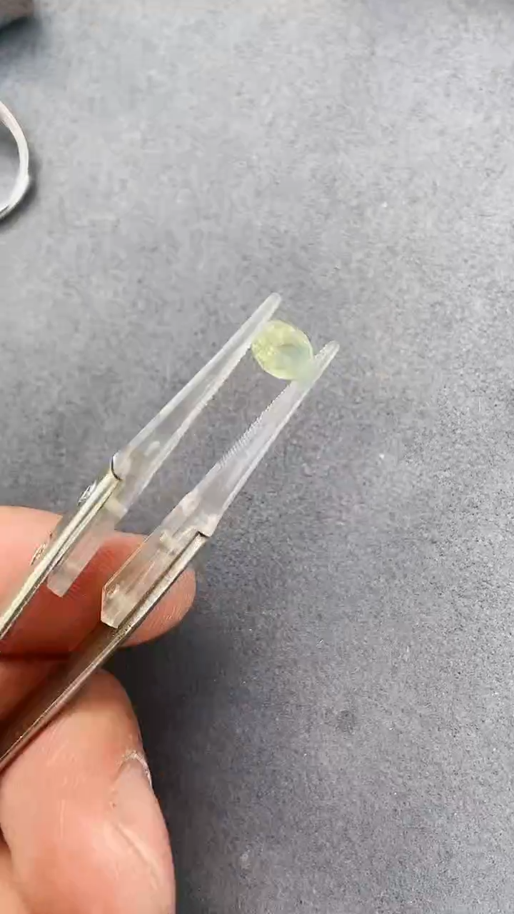 【闪购商品】彩色蓝宝石裸石未镶嵌1.03