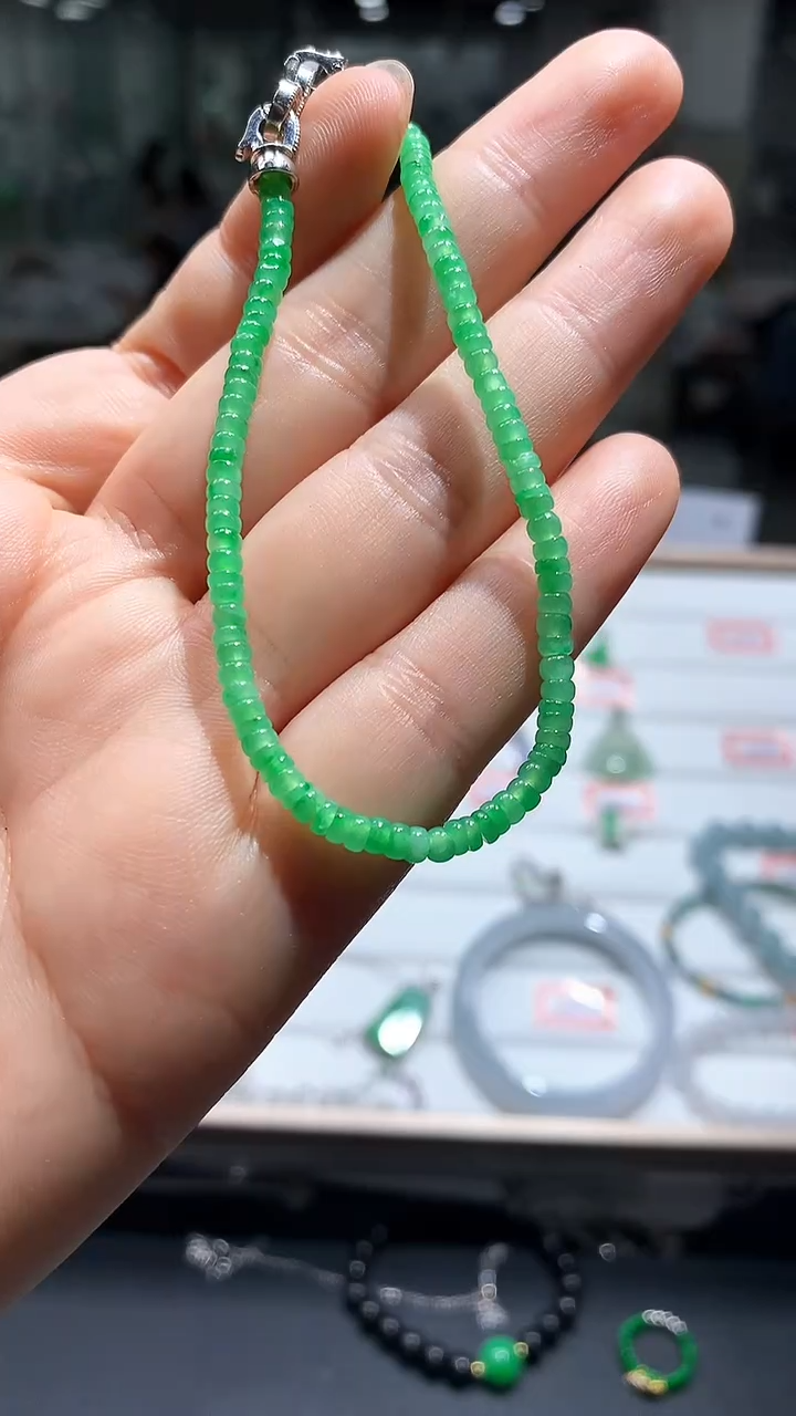 【闪购商品】翡翠未镶嵌颈饰翡翠手串|不退不换