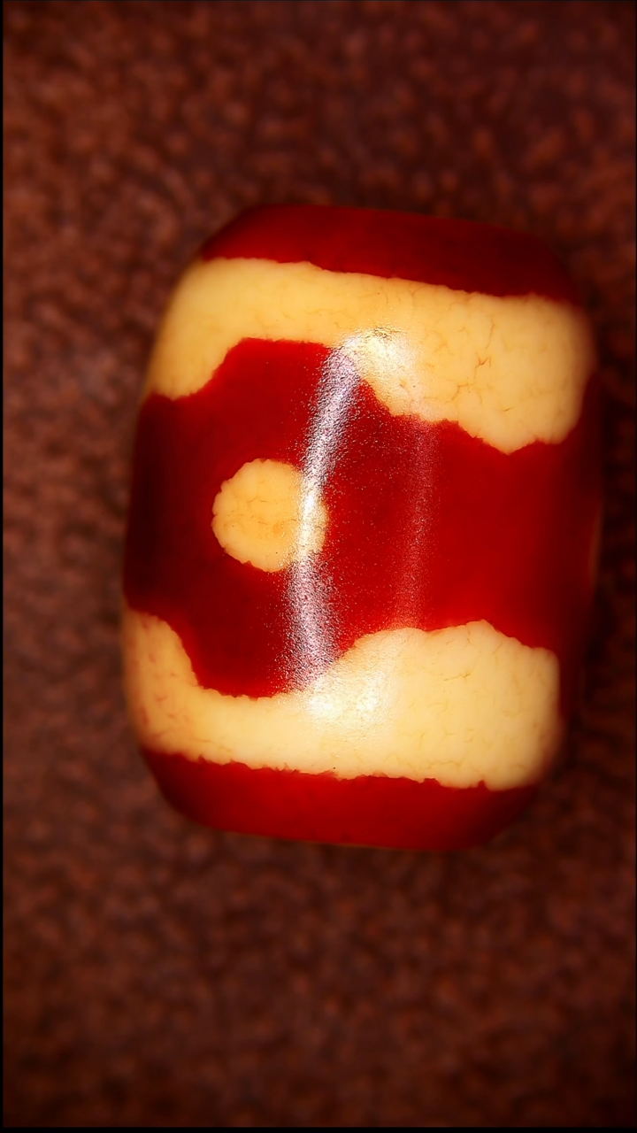 【闪购商品】玛瑙/玉髓珠宝半成品未镶嵌放漏红肉三眼10*14