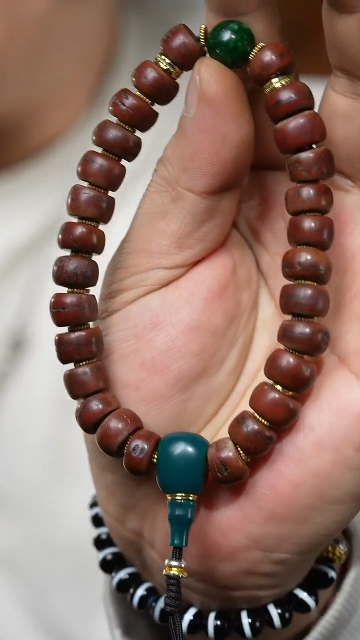 【闪购商品】老凤眼（多样性发货，发其一）