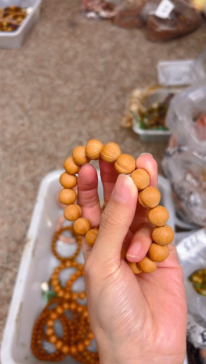 吊坠猴头核桃猴头屁桃单圈手串