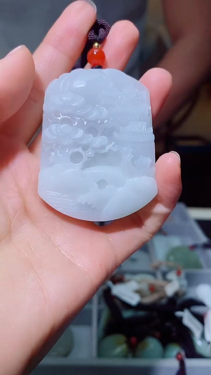颈饰未镶嵌和田玉1