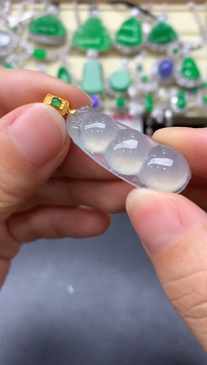 颈饰18K金镶嵌翡翠157中国好珍宝