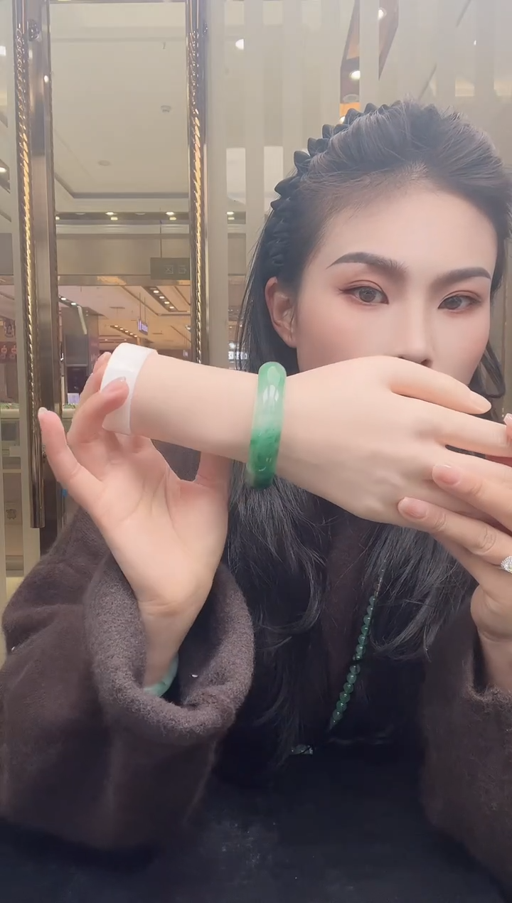 未镶嵌手镯石英质玉2