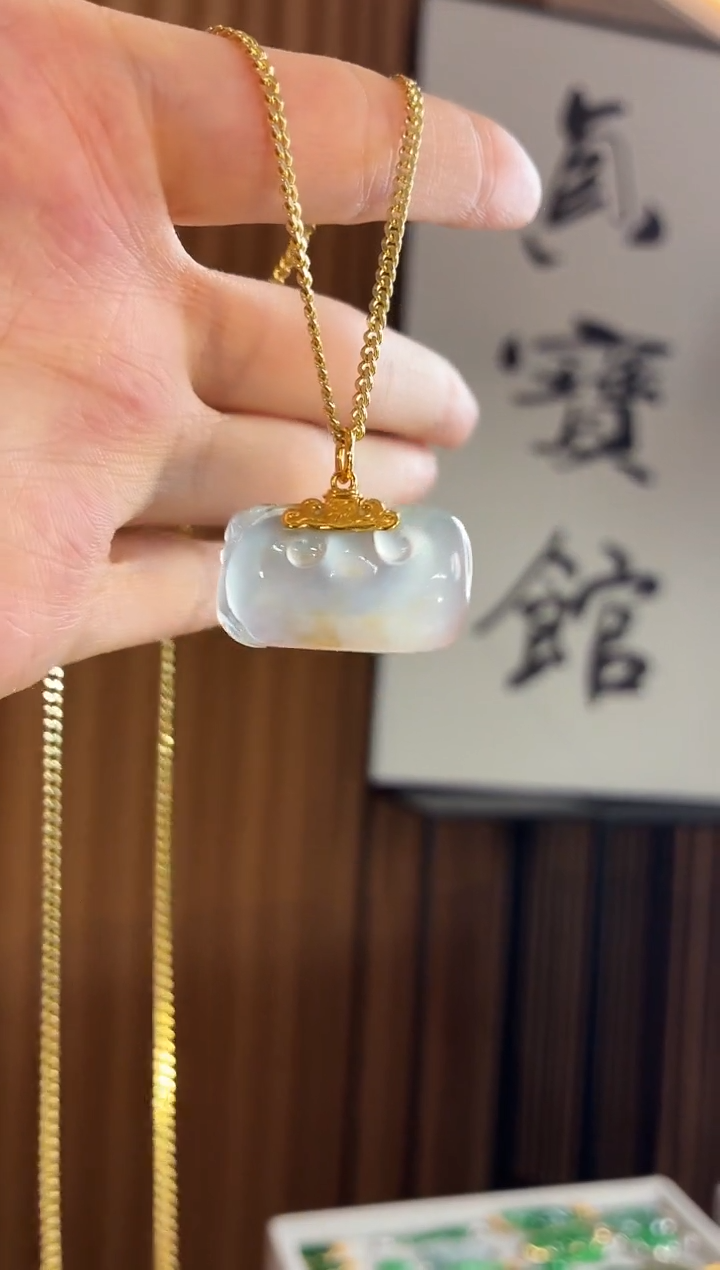 吊坠(不含链)18K金镶嵌翡翠吊坠