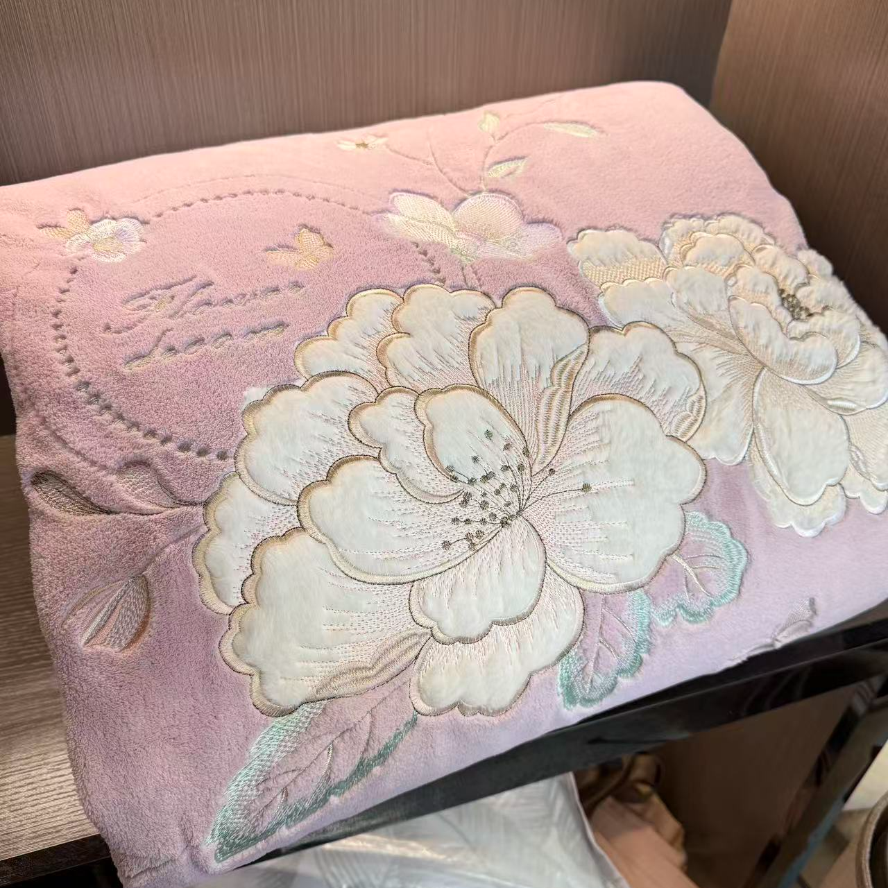 【专卖店高货】牛奶绒高货四件套花好月圆-粉