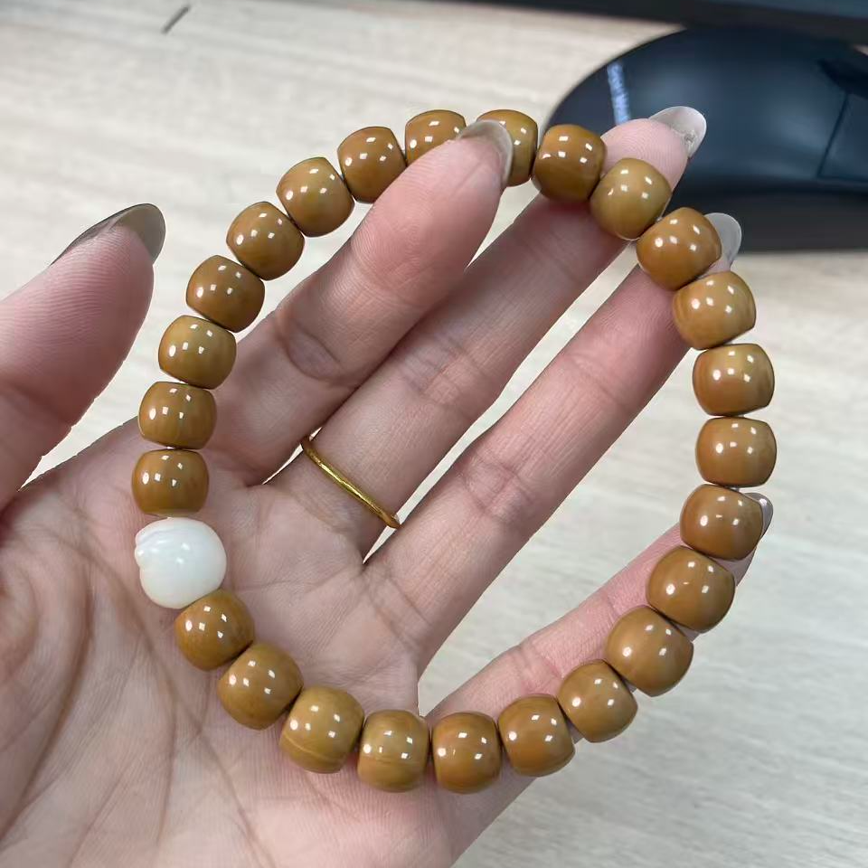 整点猴头--微瑕老型手串+单颗配饰，原皮原色，原生态