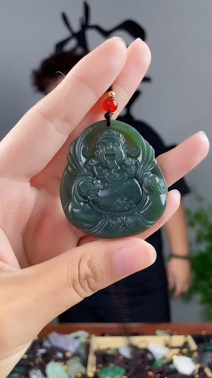 和田玉未镶嵌颈饰拍一发一，多样性发货